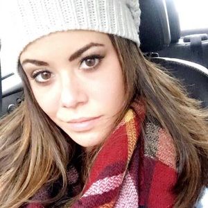 Meet your Posher, Kara